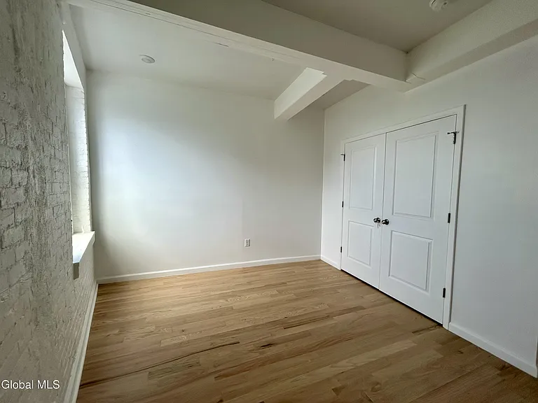 155 River St #5B — Photo 14
