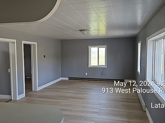 2nd image of 913 W Palouse River Dr #1