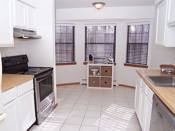 5th image of 50 Seminole St