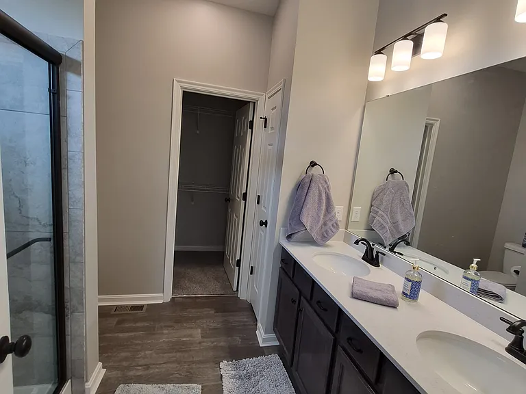 6179 Ballyshannon Dr — Photo 35