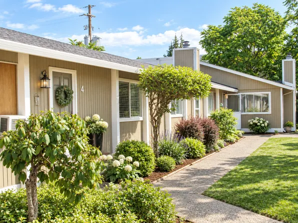 Anderson - Fountain Court - 2013-2015, 2013-15 Z St #2015-B, Vancouver, WA 98661