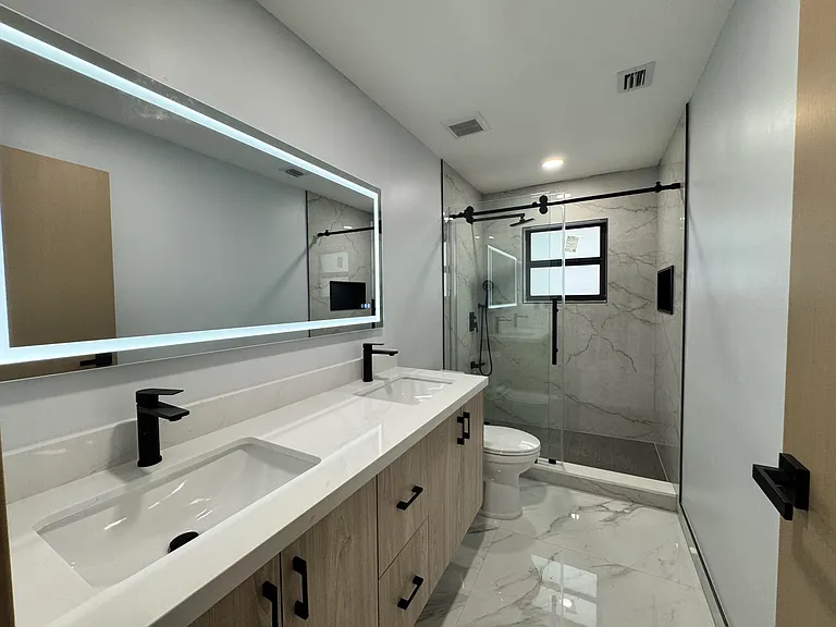 10225 SW 53rd St — Photo 9