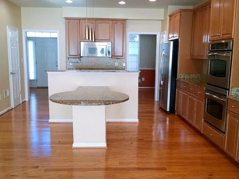 Kitchen 1