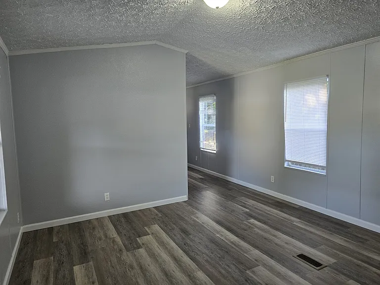 6121 Lucy St #3 — Photo 19