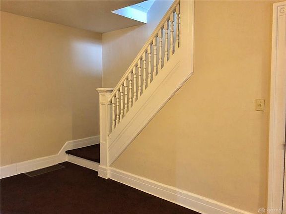 2nd image of 128 Bonner St #128