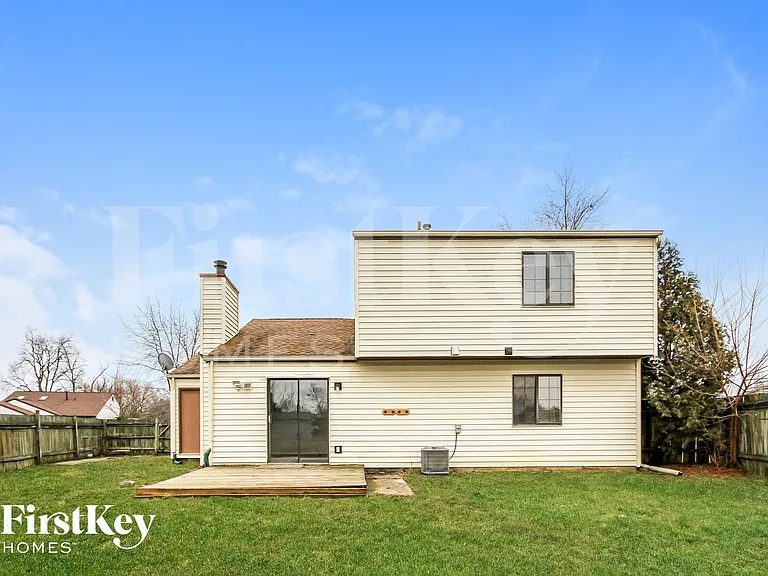 104 Meadow Creek South Dr — Photo 15