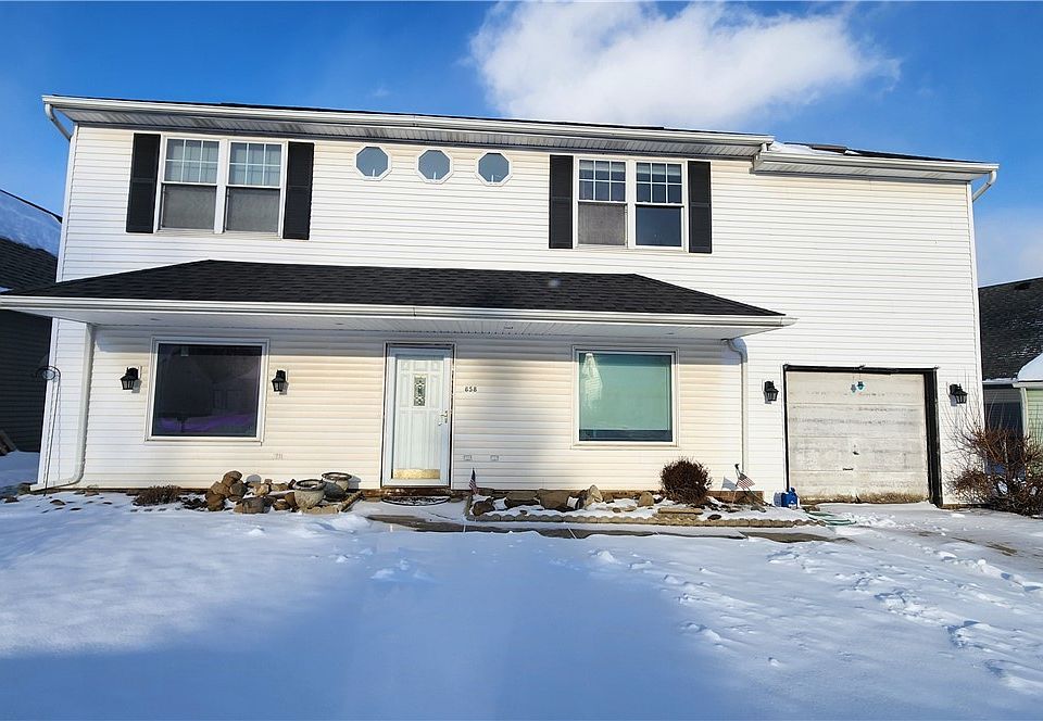 1st image of 858 Marcie Dr