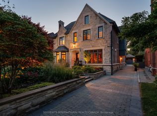 50 Queen Marys Dr, Toronto, ON M8X1S4