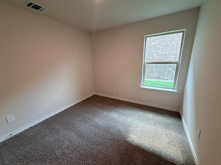 1313 Hopes Lake Dr — Photo 6