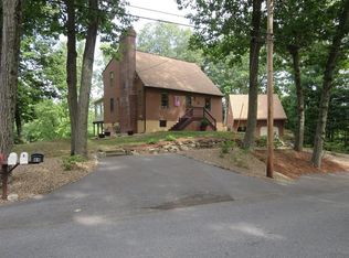 61 Melrose St, Boylston, MA 01505