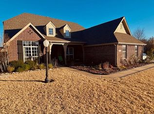 9301 N 104th Ave E, Owasso, OK 74055