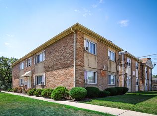 7202 W 53rd St, Summit Argo, IL 60501