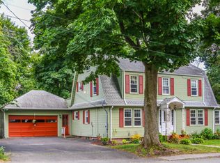 3 Pleasant St, South Hadley, MA 01075