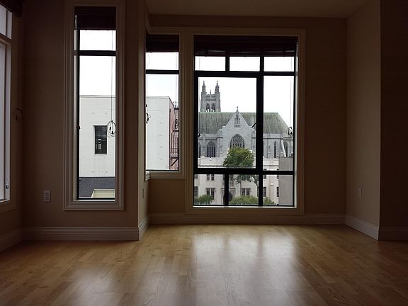 3rd image of 2525 California St APT 304
