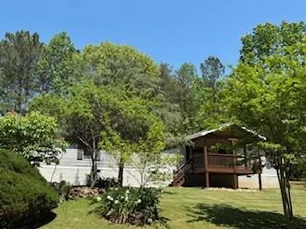 148 Hemlock Dr, Dawsonville, GA 30534