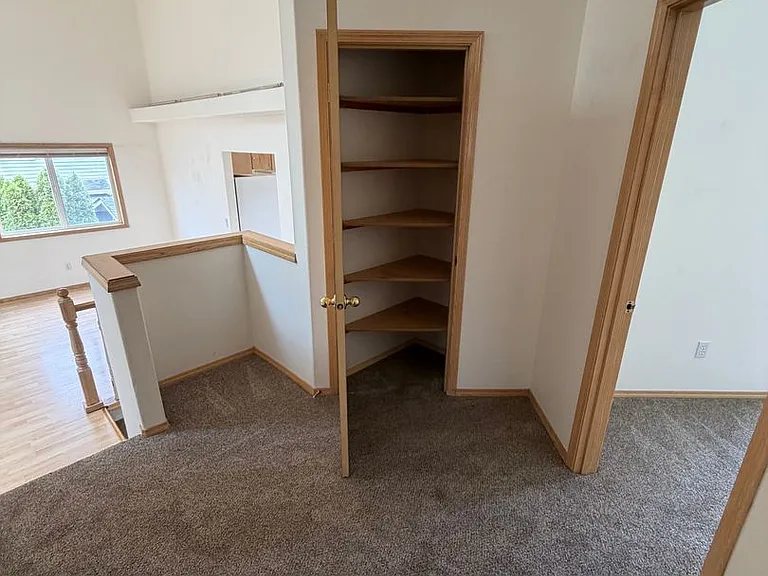 11320 SW Clifford St — Photo 13