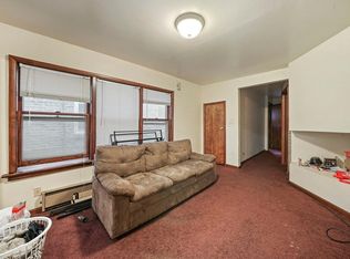 916 S Miller St #1, Chicago, IL 60607