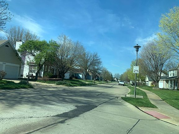 5th image of 3863 Kentucky Derby Dr
