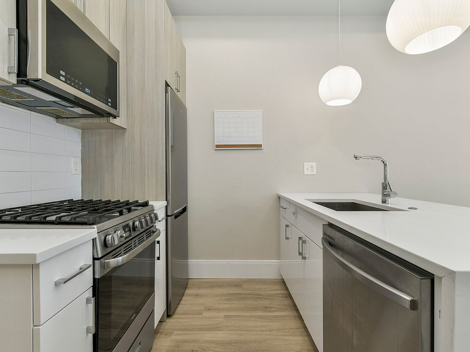 1st image of 66 Lubec St #1