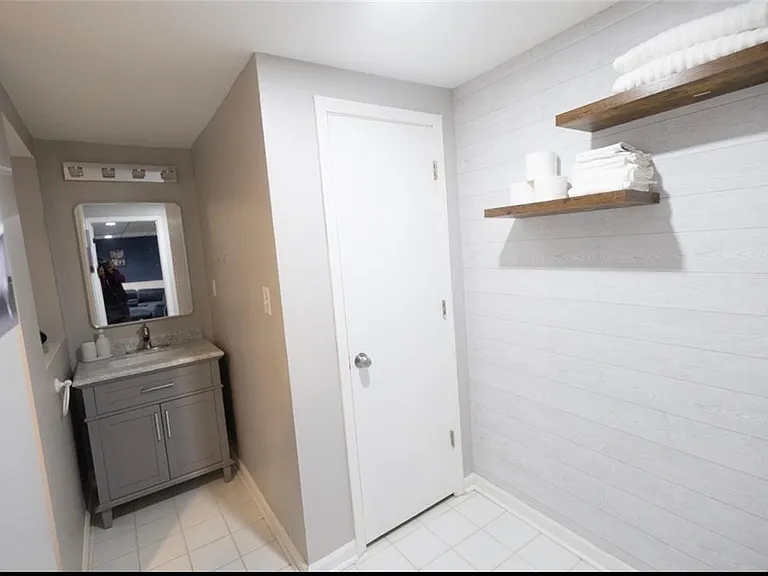 1398 Branchwood Dr — Photo 5