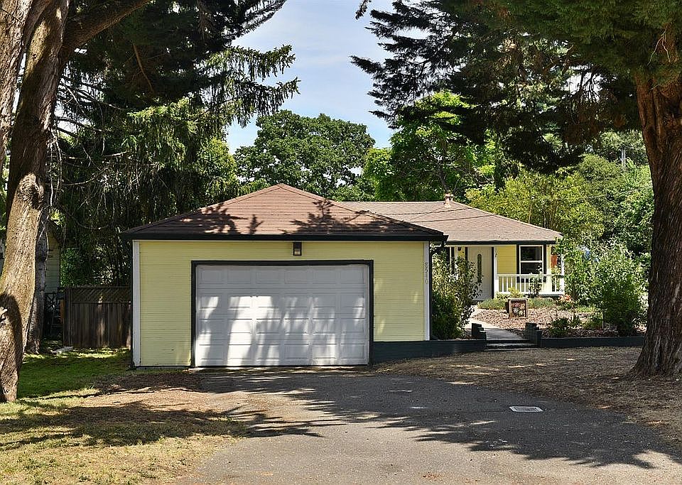 1st image of 8540 Park Ave