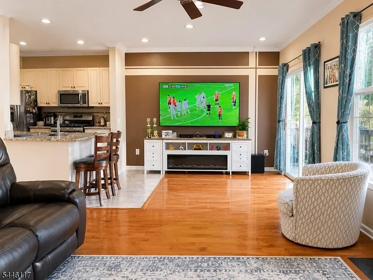 38 Gordon Cir — Photo 6