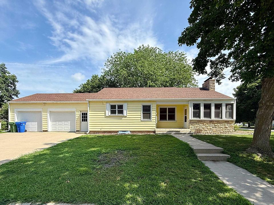 1st image of 408 S Maple St