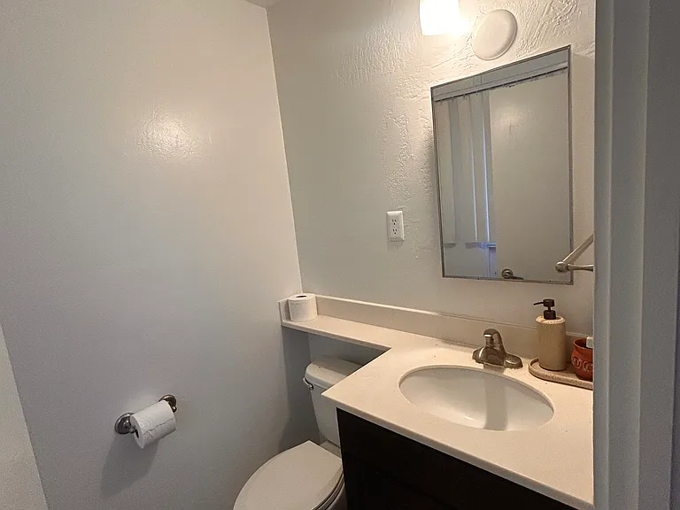 Bittern Ave — Photo 3