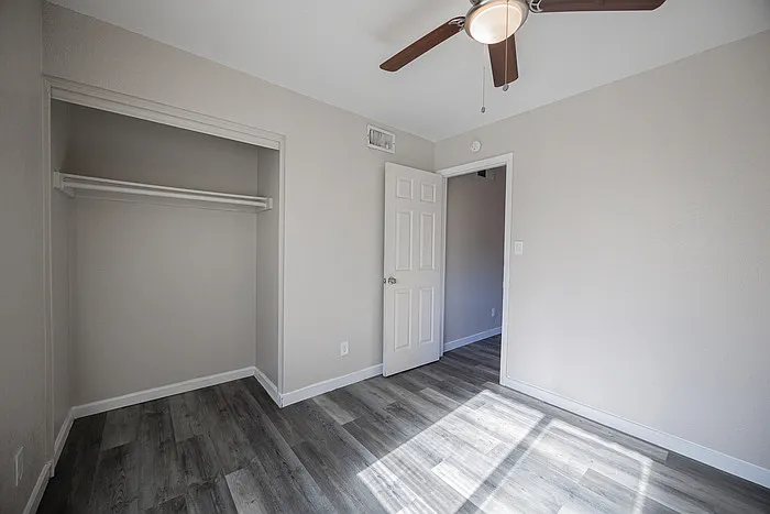 1703 W Mountain View Rd #1 — Photo 10