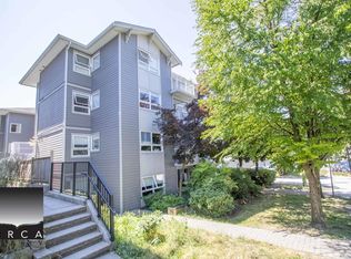 121 E 12th St #404, North Vancouver, BC V7L 2J3