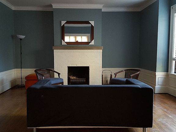 1st flr Apt Living Rm 2018