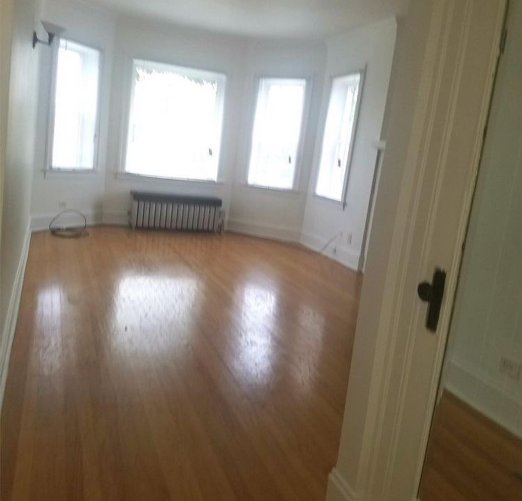 1st image of 8148 S Vernon Ave #3