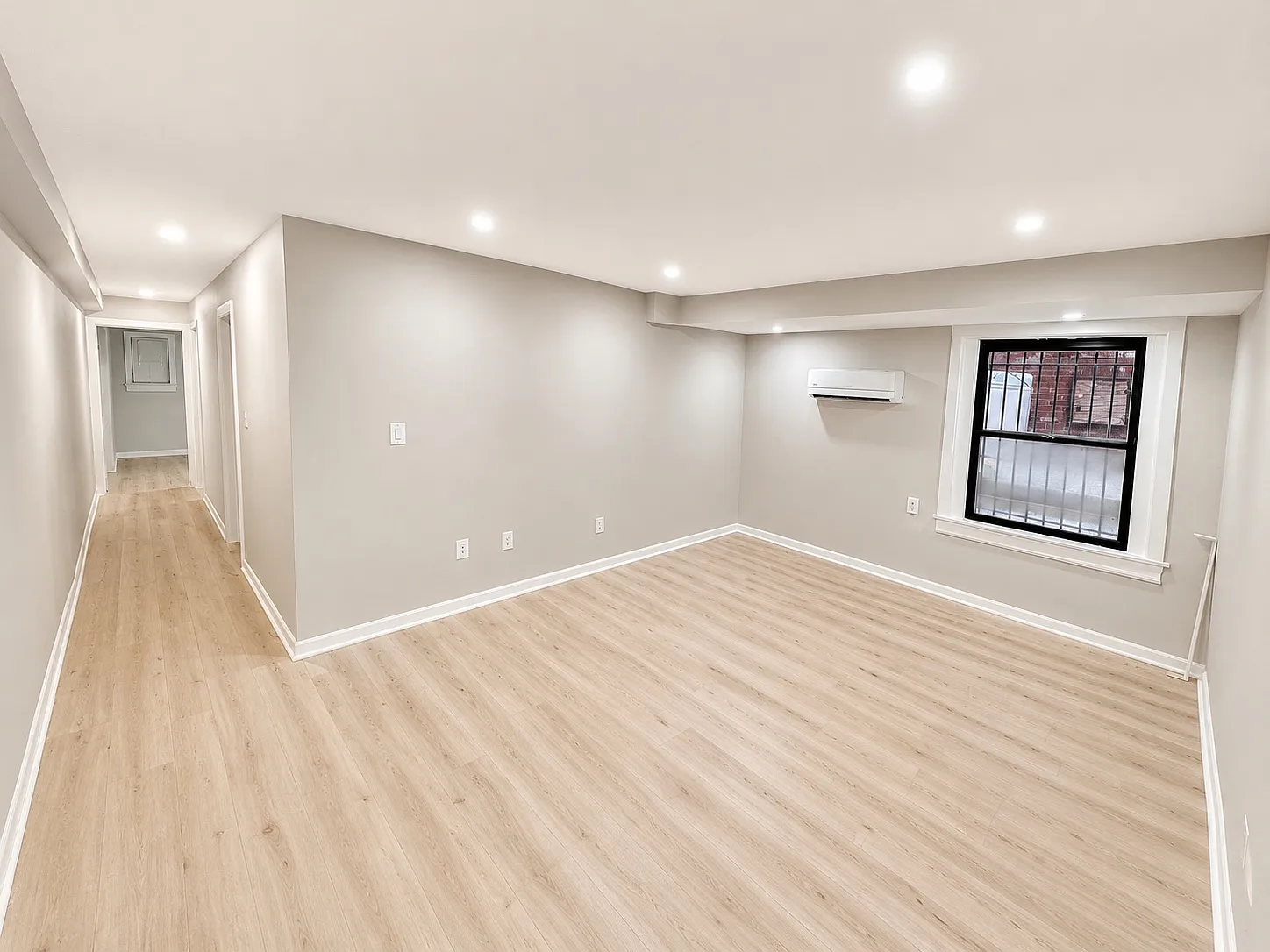 1 bed, 700 sqft, $2,200 — Photo 4