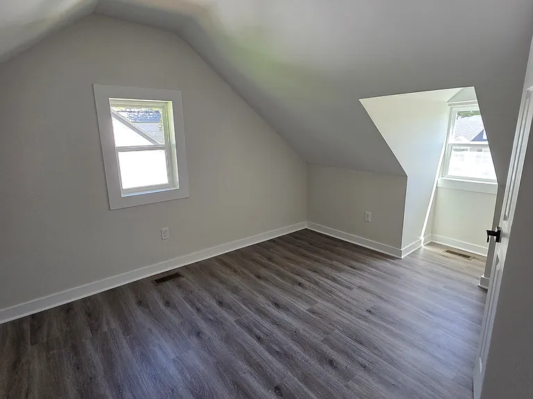 3402 Cliff Ave — Photo 12