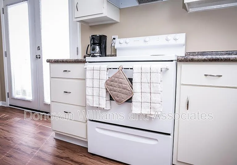 4620 Central Ave #P — Photo 4