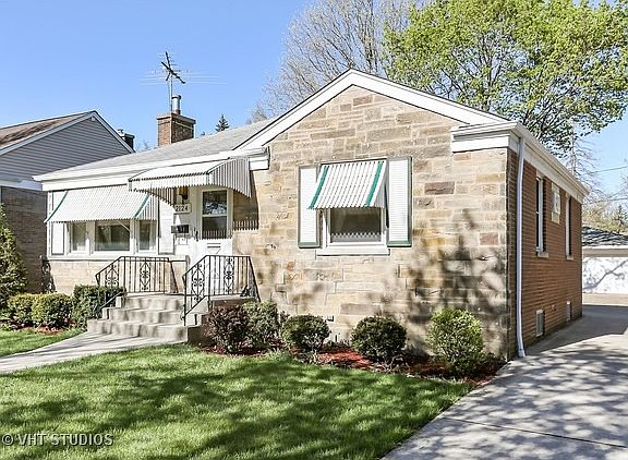 2nd image of 2124 Newcastle Ave