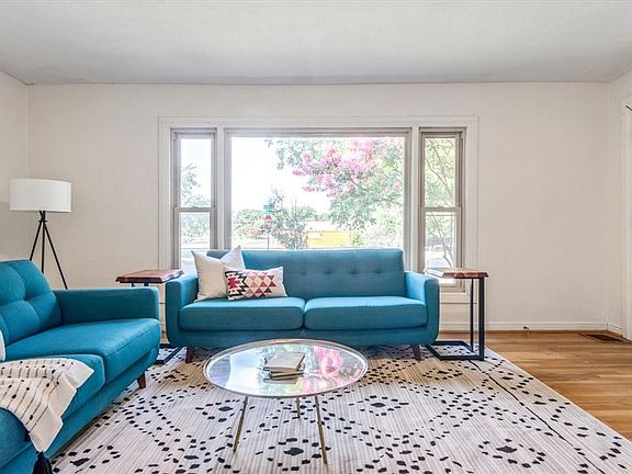 2nd image of 3233 Cole Ave