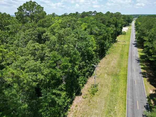 355 Kings Rd, Midway, GA 31320