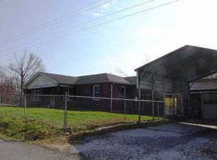 18172 Equestrian Rd, Lebanon, MO 65536