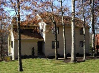 107 Brentwood Hts, North Parkersburg, WV 26104