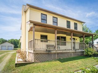 2950 Colon Dr, Akron, OH 44321