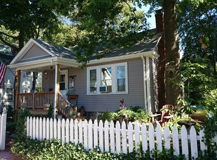 39 Chesbrough Rd, West Roxbury, MA 02132