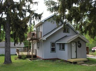 285 Warner Ave N, Mahtomedi, MN 55115