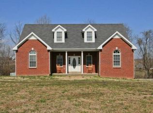 1213 Meeks Cemetery Rd, Burns, TN 37029