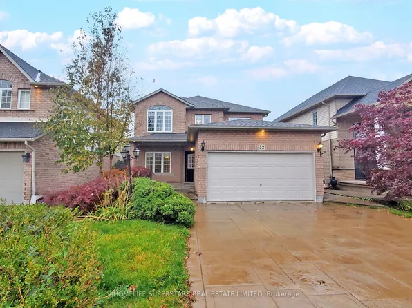 32 Holkham Ave, Hamilton, ON L9K 1P1