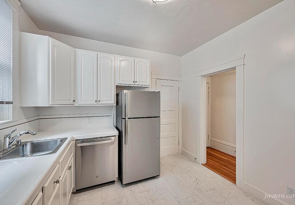 1st image of 2255 Lake St APT 8