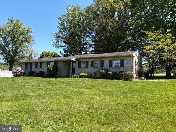 2381 Beaver Valley Pike