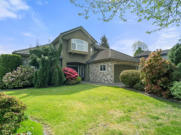 8742 166th St, Surrey, BC V4N 5B2