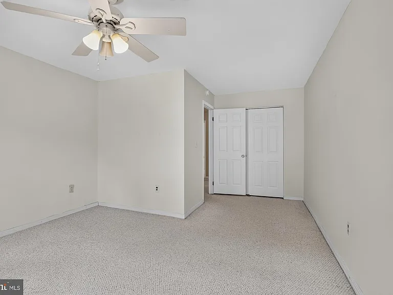2645 Bainbridge St — Photo 17