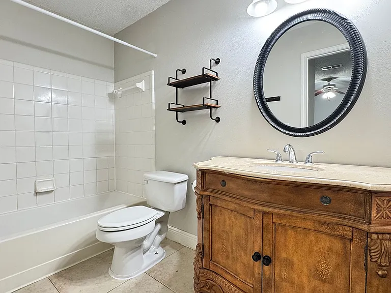 712 Secret Harbor Ln #100 — Photo 13